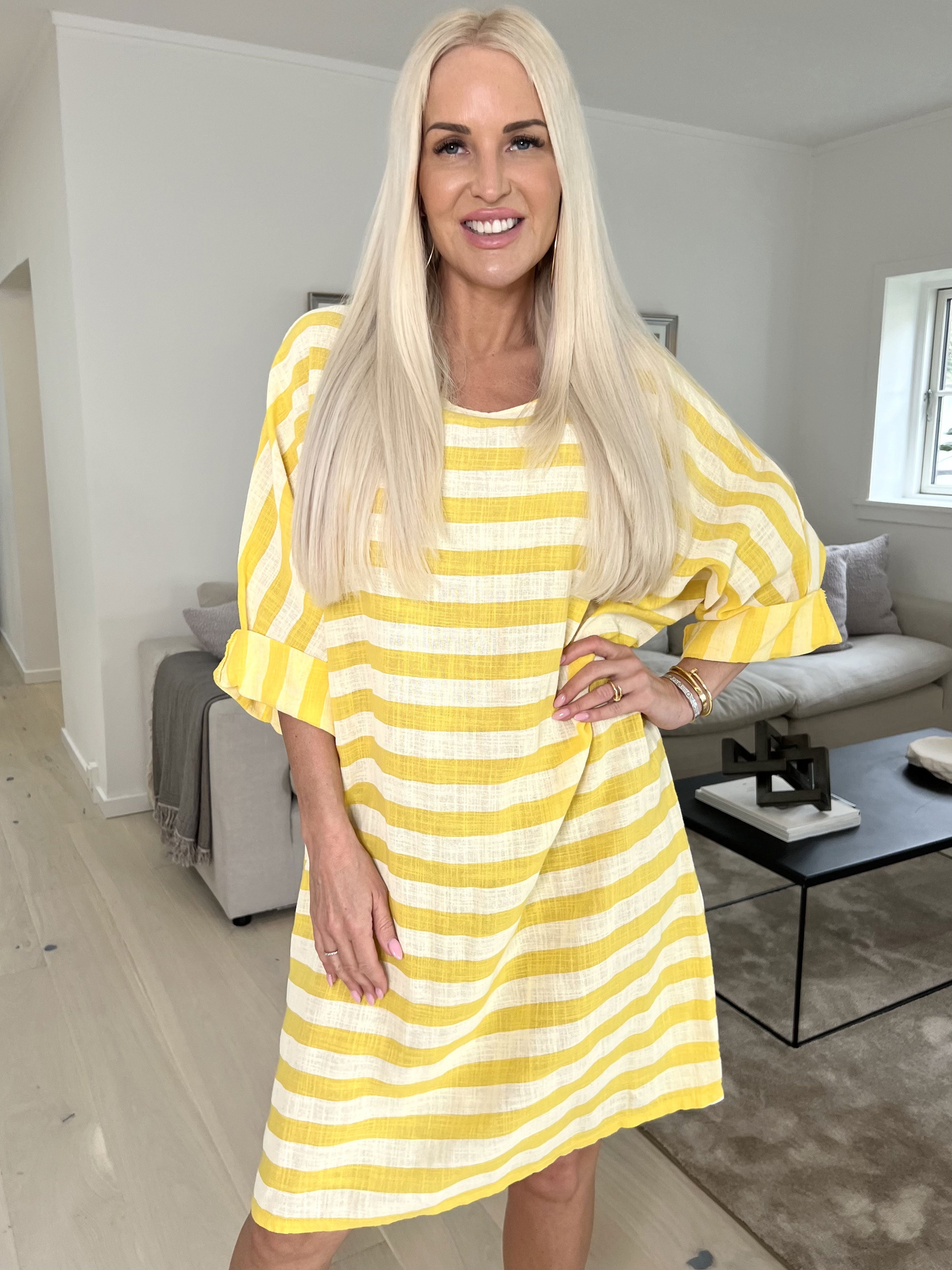 Claudine - Söt randig bomullsklänning